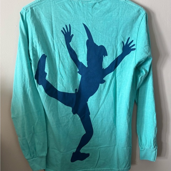 Disney Turquoise Tee with Peter Pan Design - Picture 2 of 3